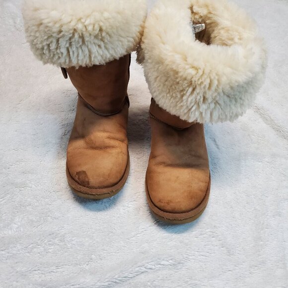 Ugg Tan Chestnut Sheepskin Bailey Boho Button Triplet Tall Boot High Boot SZ 8 - Picture 5 of 16